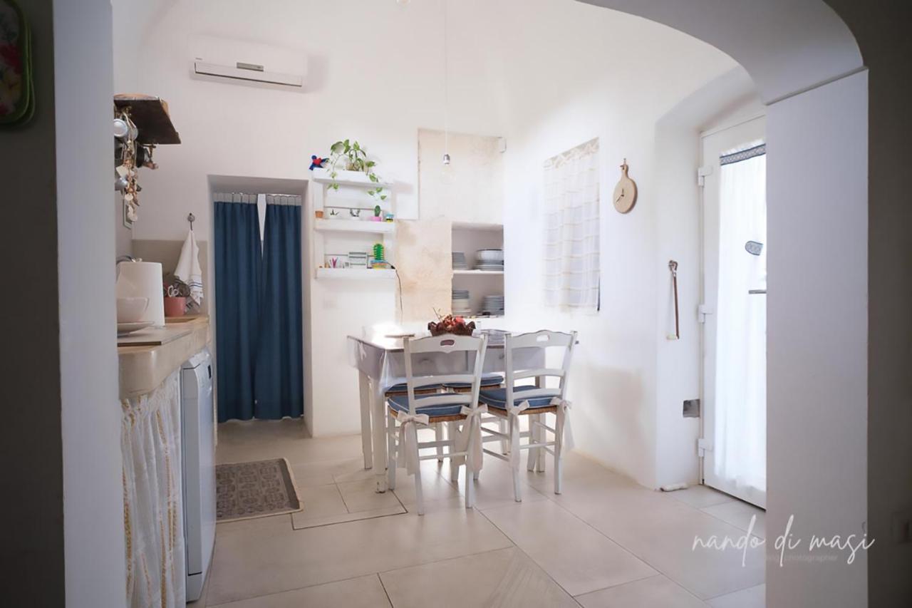 Masseria Giangrande - Rooms And Apartment פולינאנו א מארה מראה חיצוני תמונה