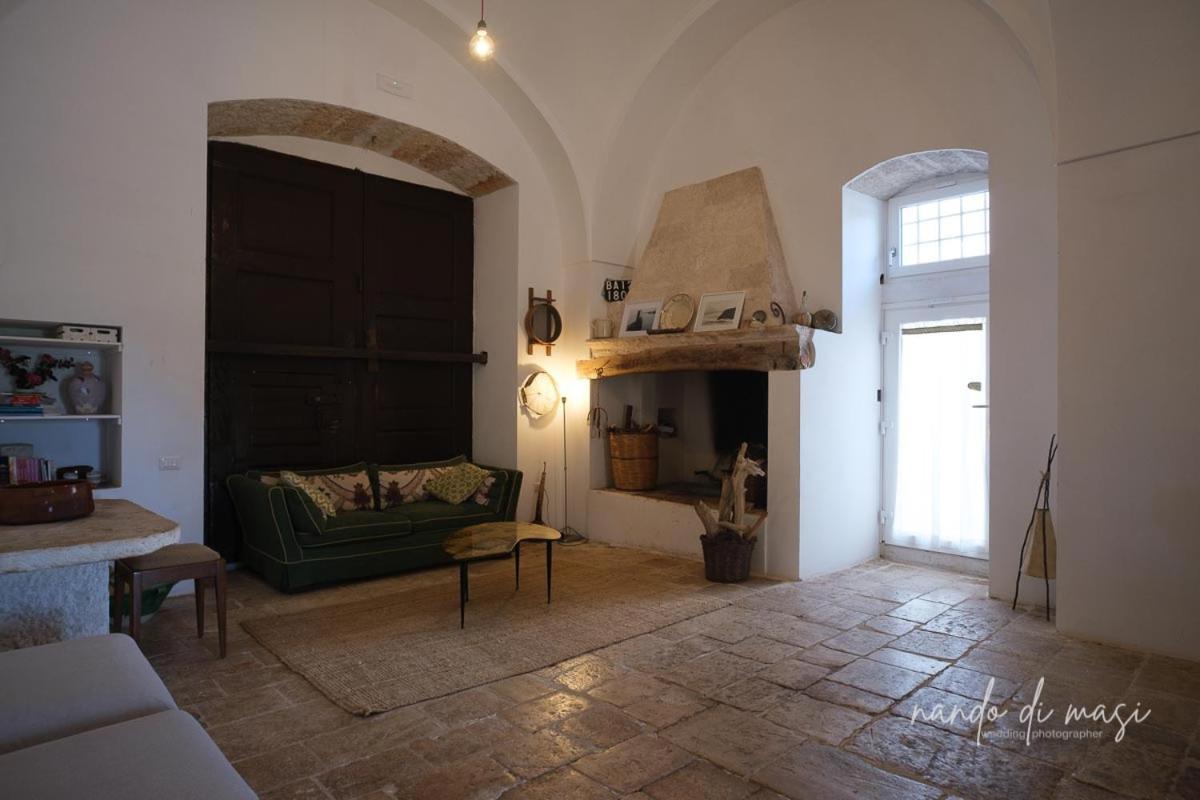 Masseria Giangrande - Rooms And Apartment פולינאנו א מארה מראה חיצוני תמונה