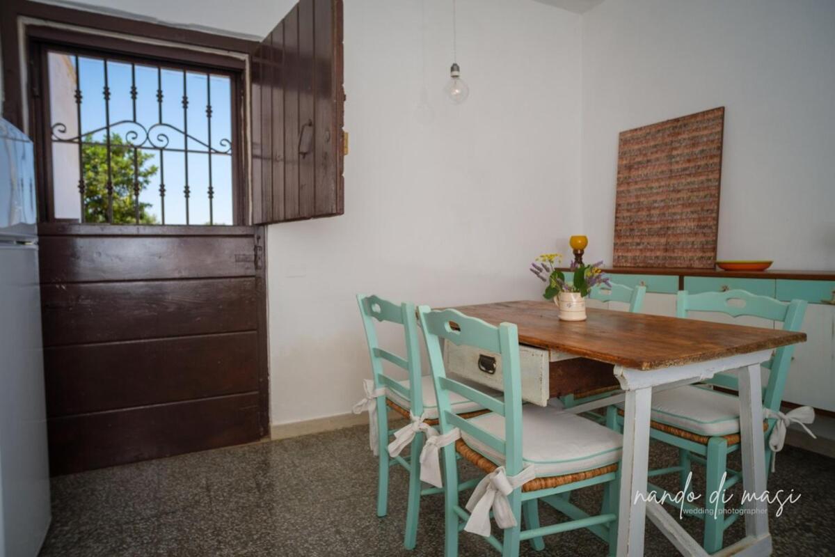 Masseria Giangrande - Rooms And Apartment פולינאנו א מארה מראה חיצוני תמונה